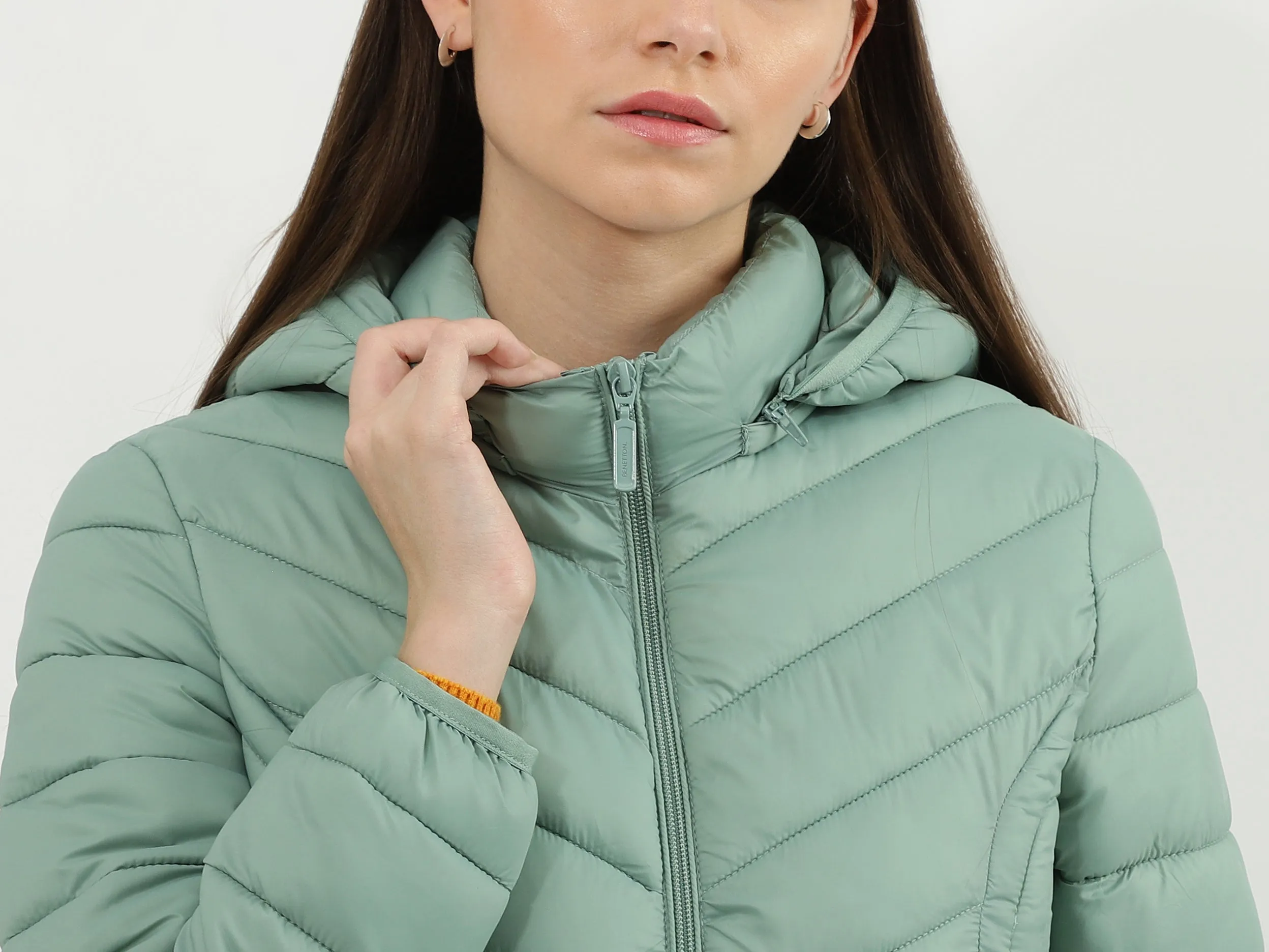 Women Quilted Hooded Neck Jacket
